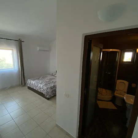 Проживание в семье Casa Evy