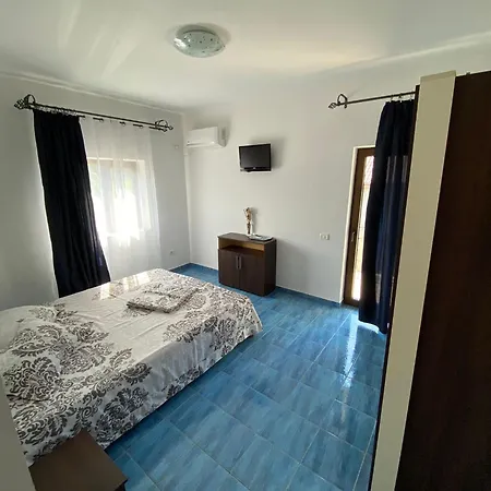Gazde/Camere de închiriat Casa Evy Eforie Nord